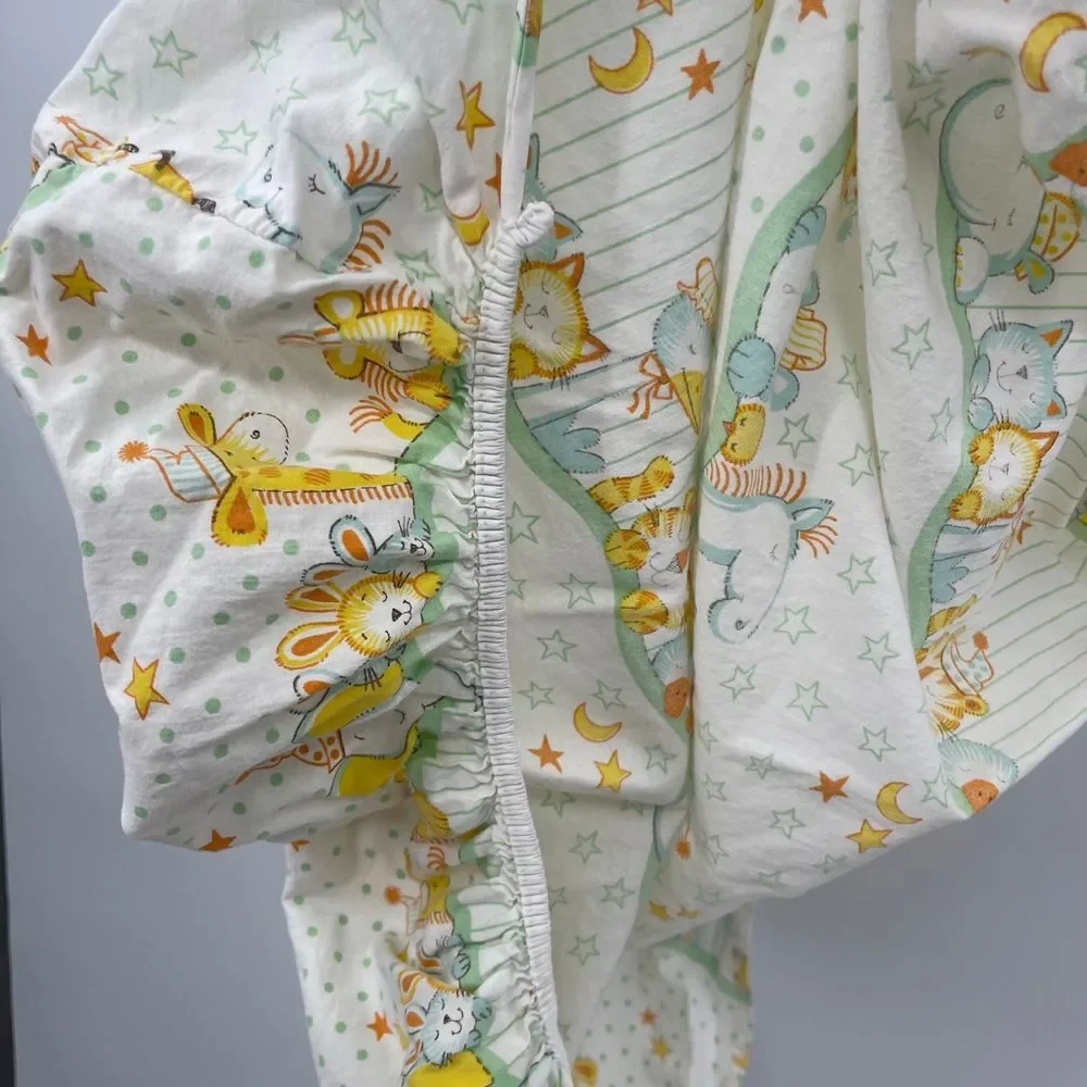VINTAGE BABY CRIB SHEET STAR MOON SLEEPY GIRAFFE DUCK DOG CAT TIGER BEAR ANIMALS